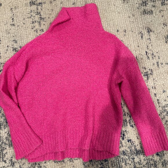 Lou & Grey neon pink boucle turtleneck sweater - Picture 2 of 3